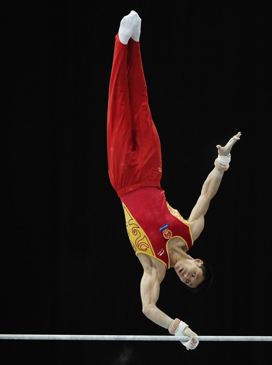 体操世锦赛男子单杠张成龙夺冠_高清图集_新浪网