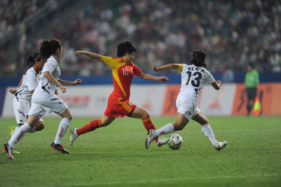 [女足小组赛]中国10-1约旦_高清图集_新浪网