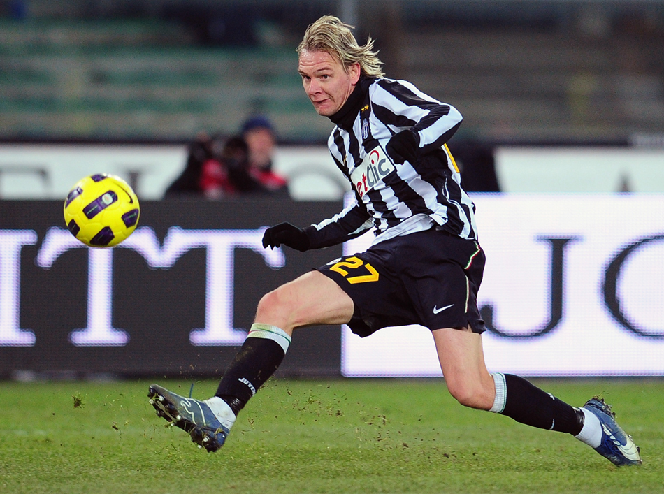 [意甲]切沃1-1尤文图斯_高清图集_新浪网