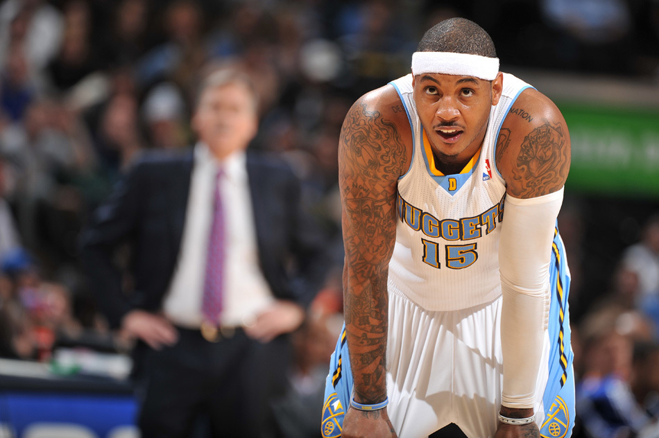 09 安东尼获月最佳奖杯