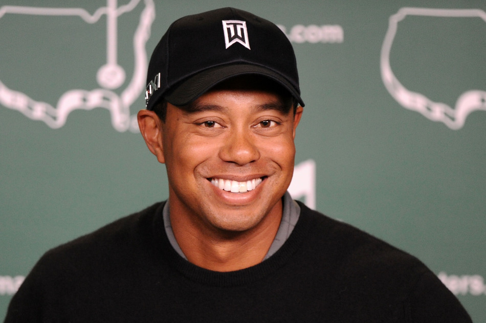 伍兹首次亮相媒体中心_高清图集_新浪网