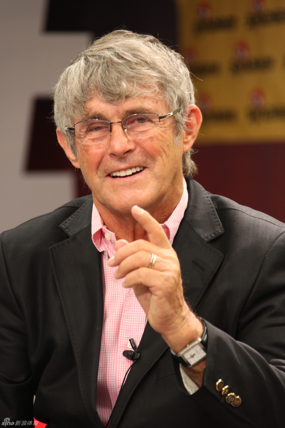 米卢蒂诺维奇做客新浪嘉宾聊天_高清图集_新浪网