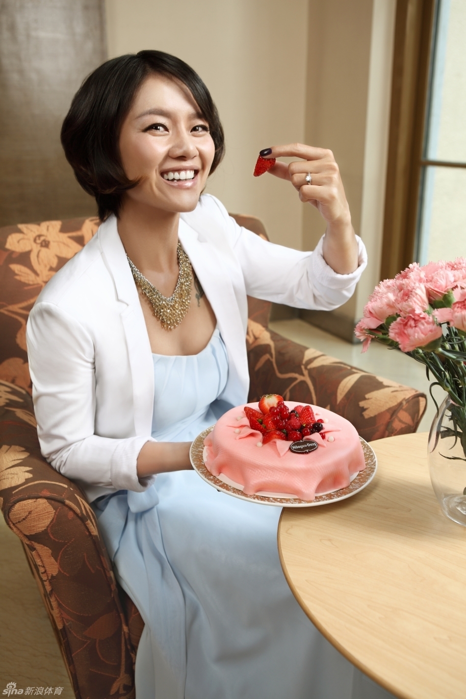 李娜拍摄时尚大片气质优雅_高清图集_新浪网