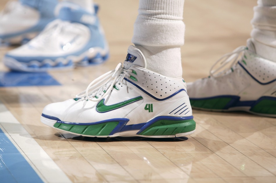 诺维斯基职业生涯装备集锦_高清图集_新浪网