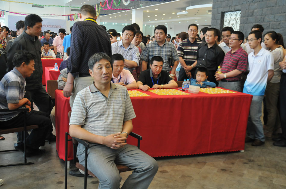 柳大华盲棋泰然自若