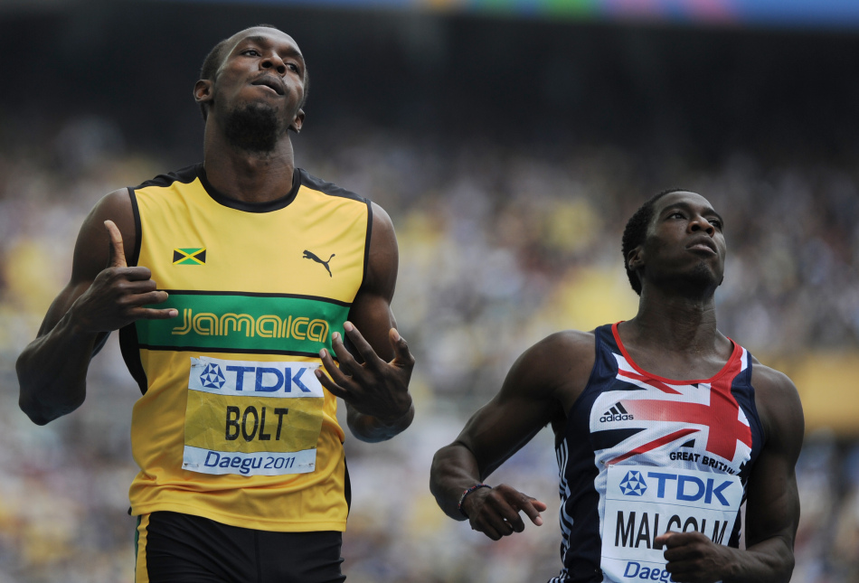 在男子200米预赛中,100米铩羽而