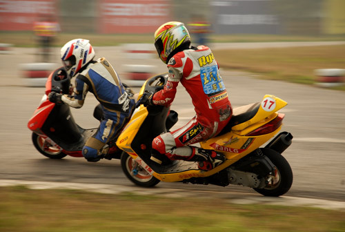 三铃踏板100cc组排位赛第四4号车手刘加旺