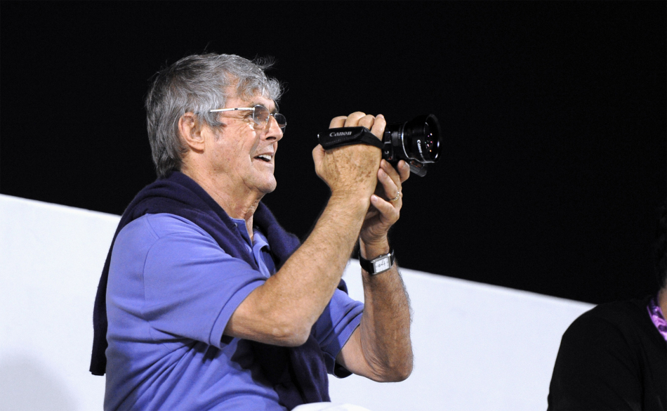 巴西多哈备战友谊赛米卢现身_高清图集_新浪网