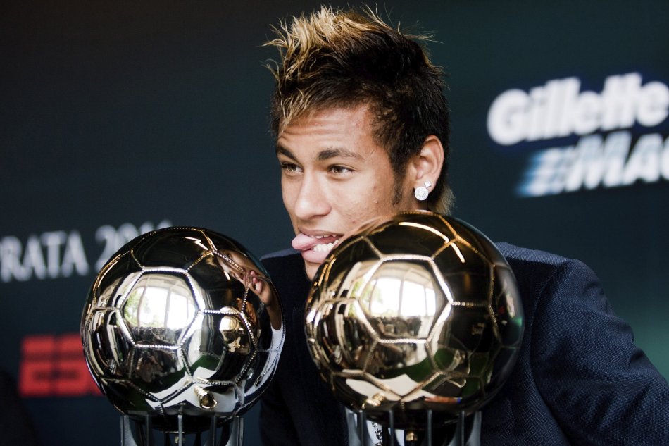 内马尔获得巴西金球奖_高清图集_新浪网