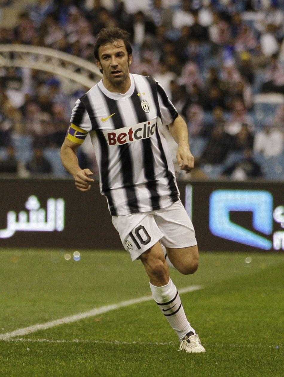 皮耶罗梅开二度 支持   键翻阅图片 列表查看 大图 全屏观看 1 / 9