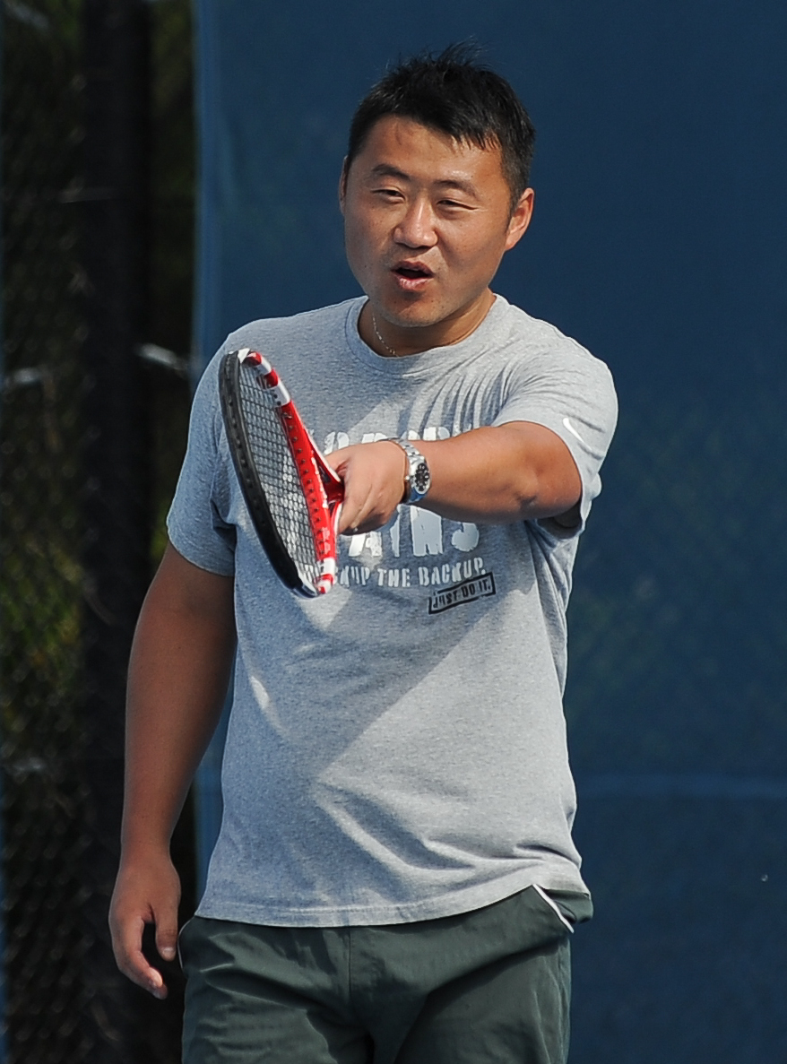 李娜悉尼训练姜山作陪指导_高清图集_新浪网