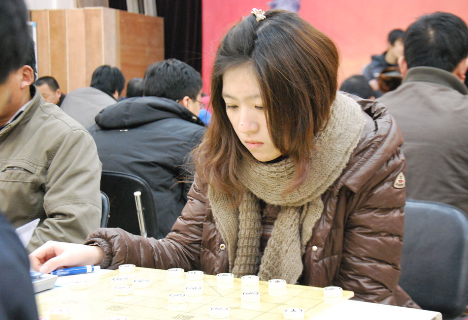 张婷婷温文尔雅