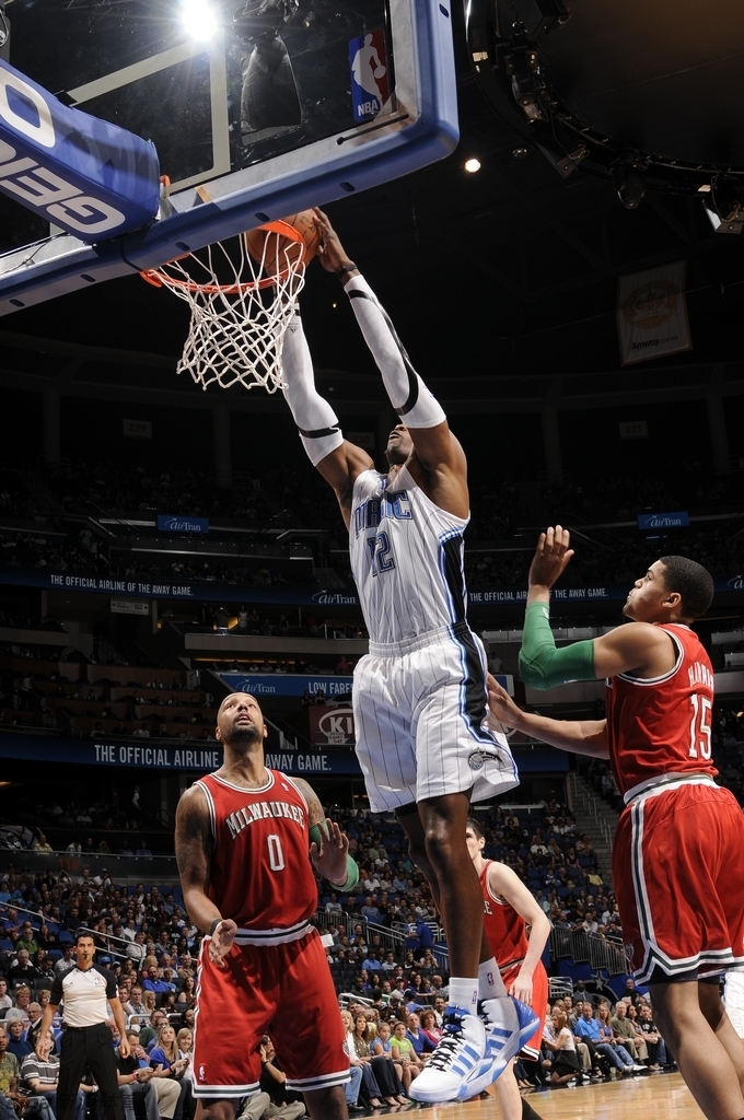 理查德森扣篮瞬间