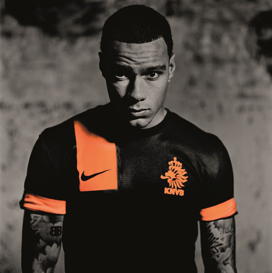 荷兰队发布新款客场球衣_高清图集_新浪网