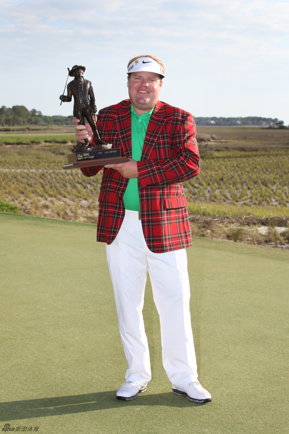 2 / 17 北京时间4月16日,瑞典选手卡尔-佩特森(carl pettersson)再次