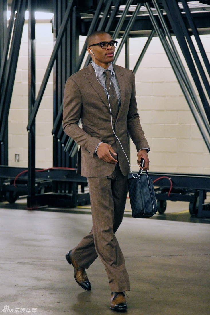 [季后赛]雷霆95-79小牛_高清图集_新浪网