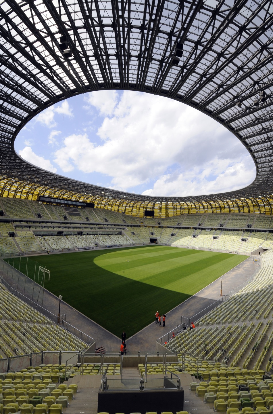 欧洲杯格但斯克pge球场_高清图集_新浪网