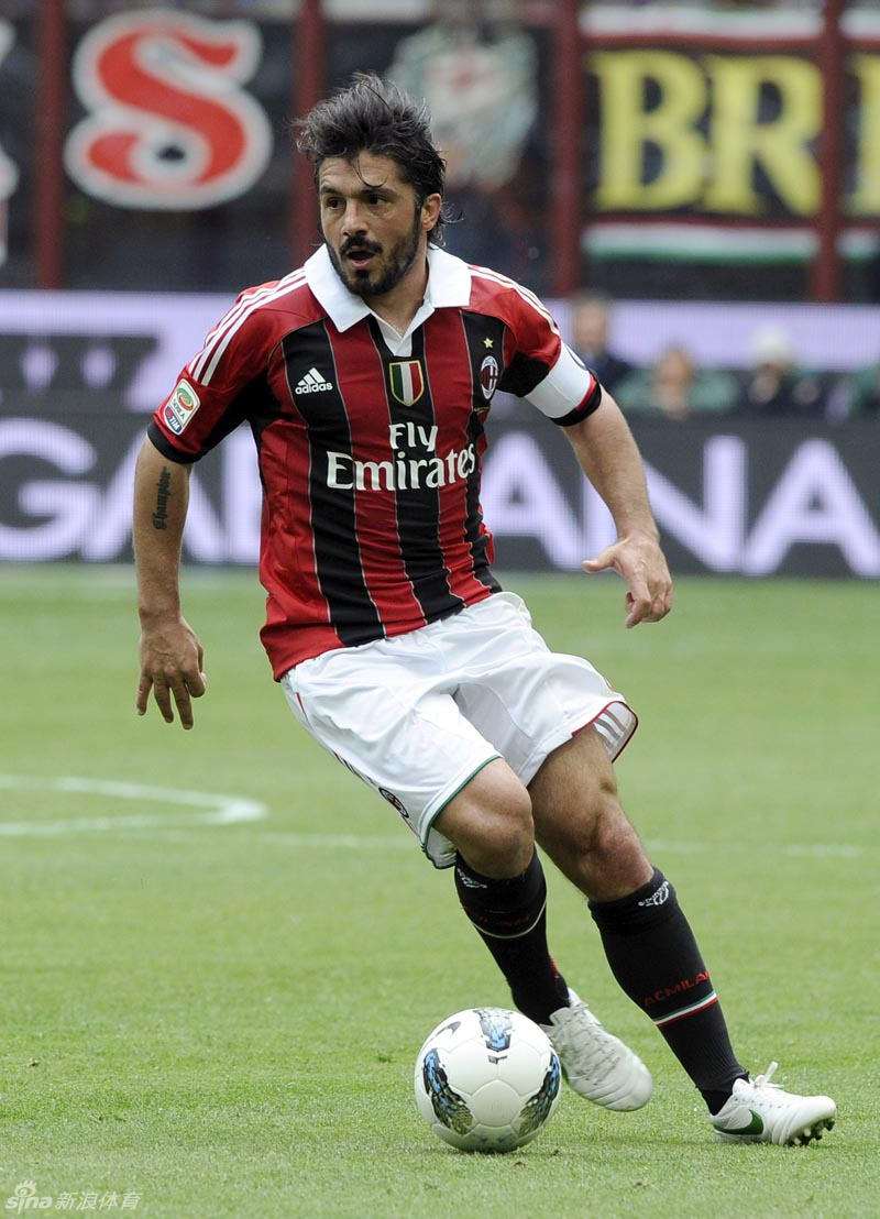 [意甲]ac米兰2-1诺瓦拉_高清图集_新浪网