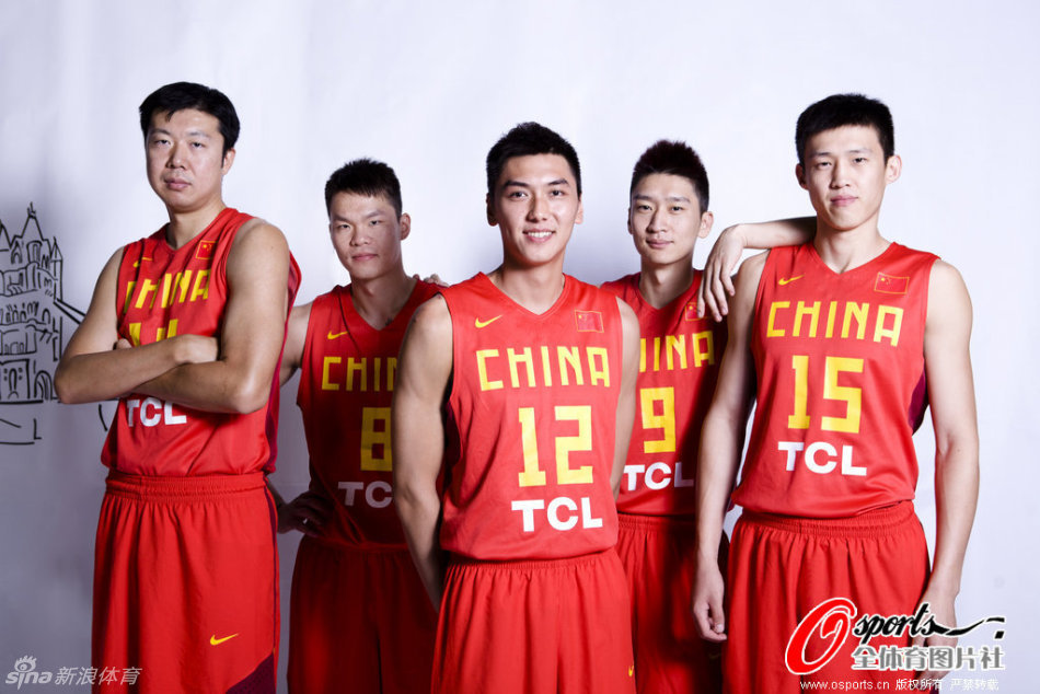 中国男篮伦敦奥运全家福_高清图集_新浪网