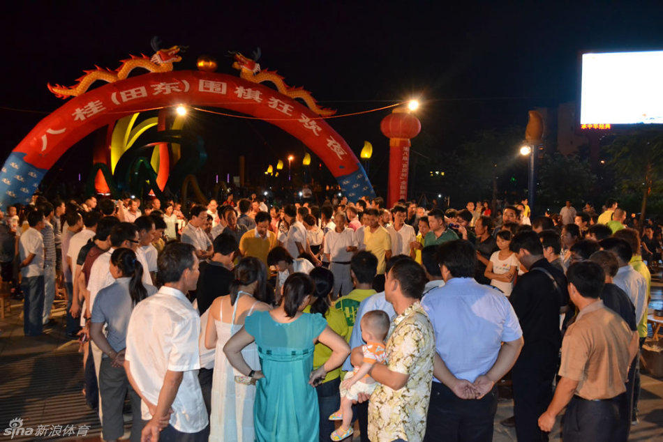 2012.07.05 21:15:18全屏观看支持键翻阅图片列表查看