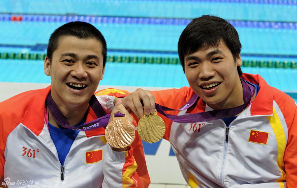 周国华女子100米t12级夺冠