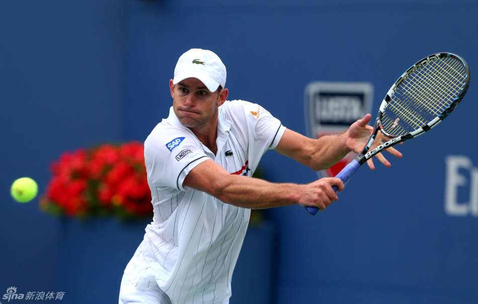 罗迪克妻子观战