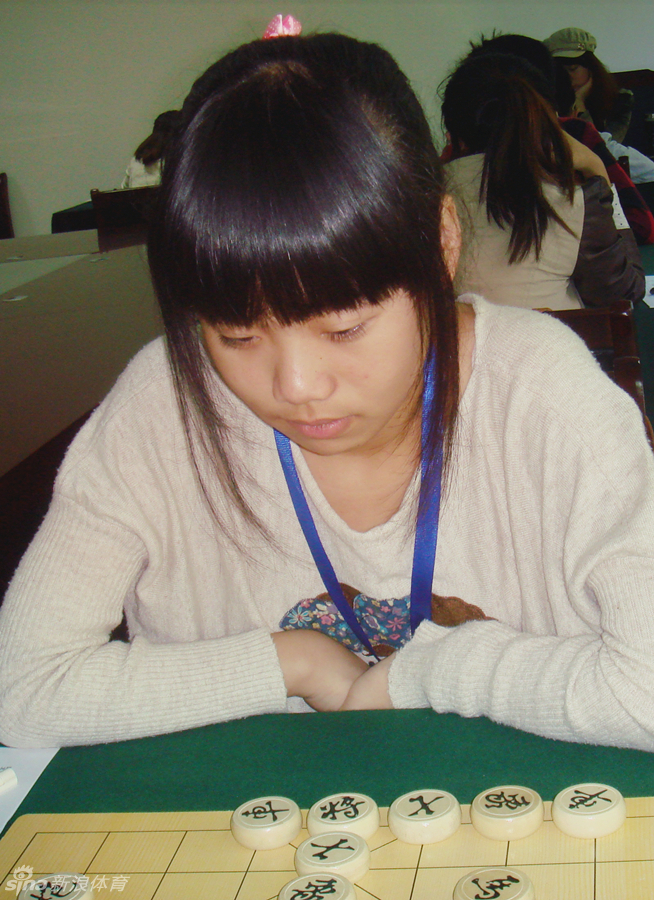 象棋个人赛女棋手特辑_高清图集_新浪网