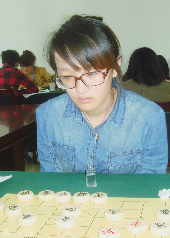 象棋个人赛第7轮现场_高清图集_新浪网