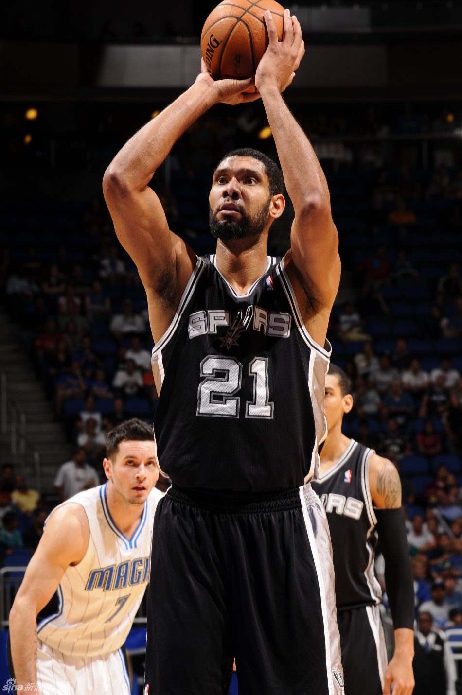 [季前赛]马刺100-104魔术_高清图集_新浪网