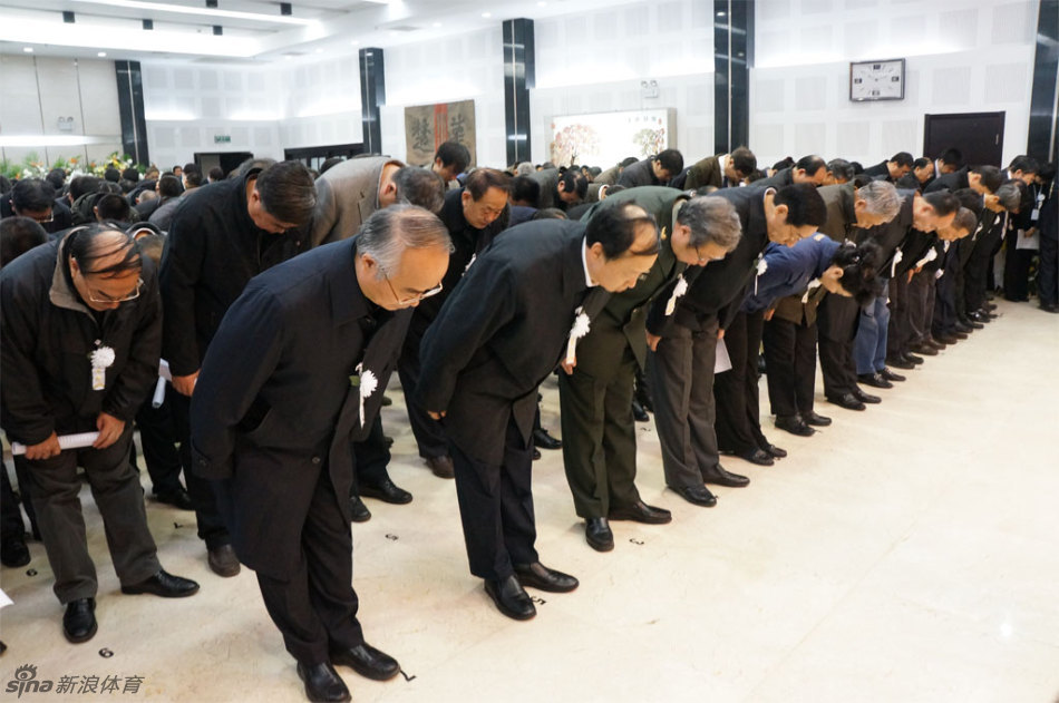 陈祖德逝世吊唁仪式_高清图集_新浪网