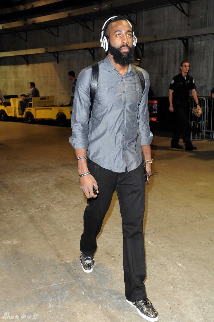 [常规赛]火箭108-119湖人_高清图集_新浪网