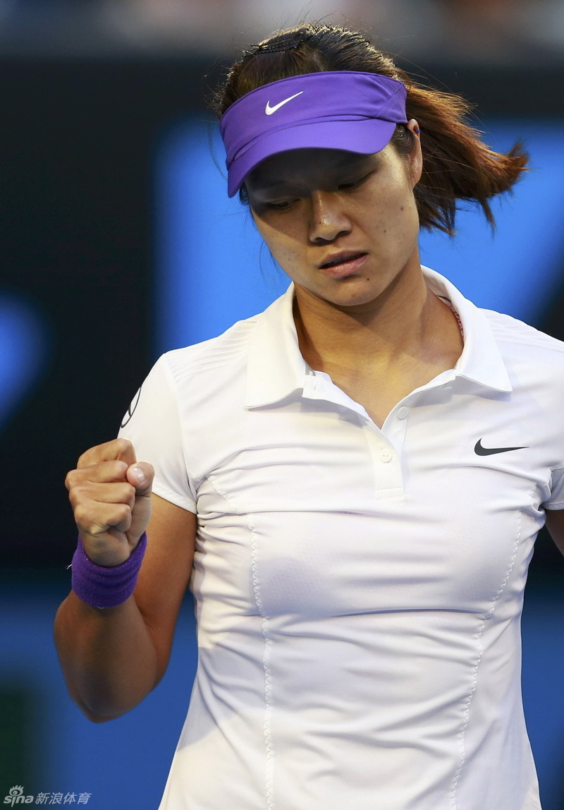 澳网女单决赛李娜1-2阿扎伦卡_高清图集_新浪网