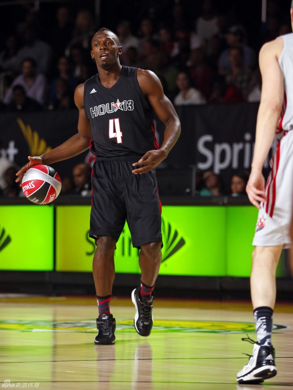 大图 全屏观看 1 / 9 当地时间2013年2月15日,nba全明星周末名人赛,"