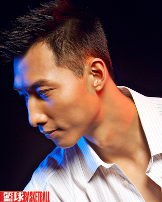 易建联写真贺新年_高清图集_新浪网