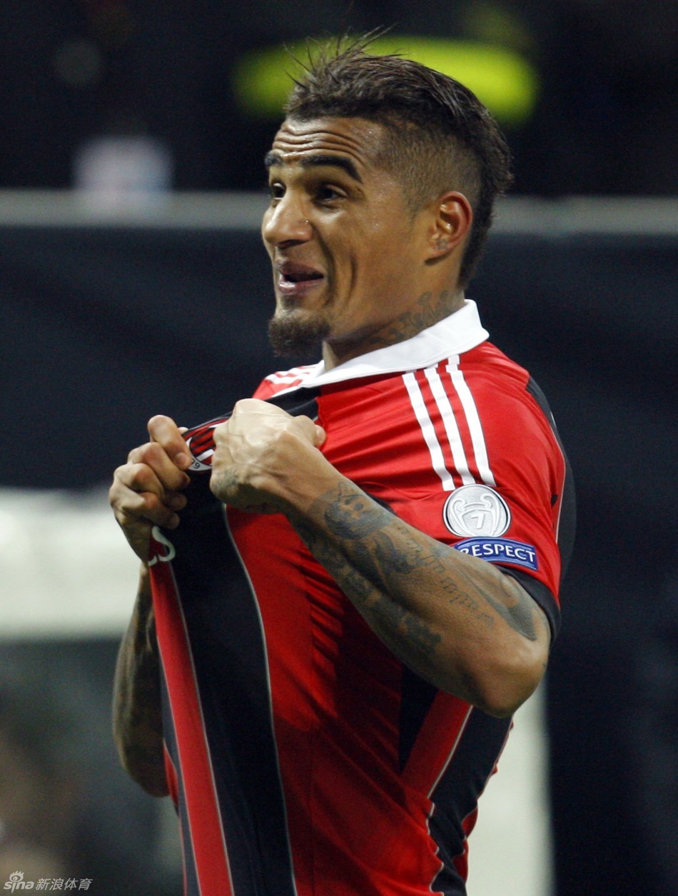 [欧冠]ac米兰2-0巴萨_高清图集_新浪网