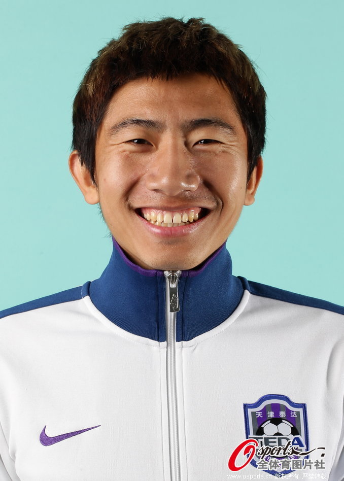 天津泰达队官方写真_高清图集_新浪网