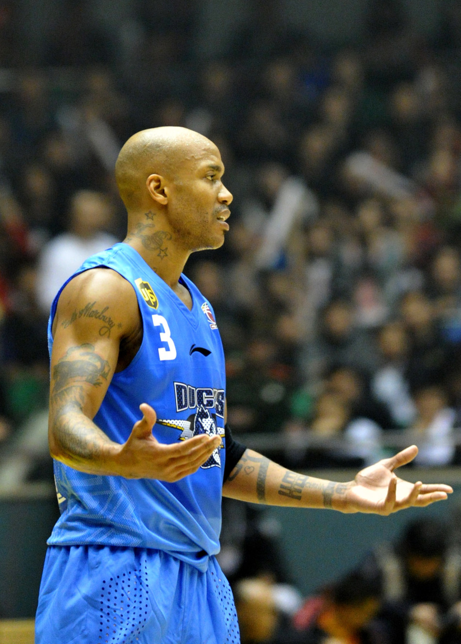 cba半决赛山东101-82北京_高清图集_新浪网