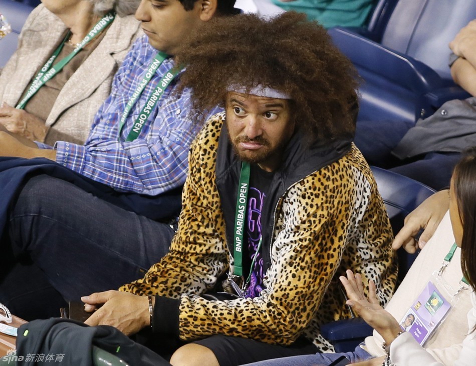 巴黎银行赛第三轮阿扎晋级_高清图集_新浪网