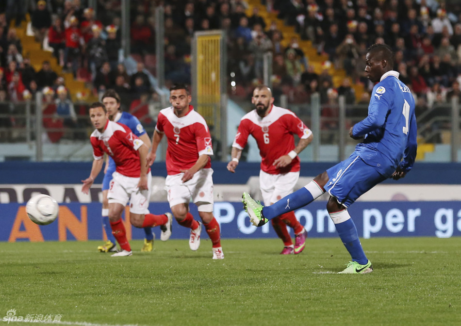 [世预赛]马耳他0-2意大利_高清图集_新浪网