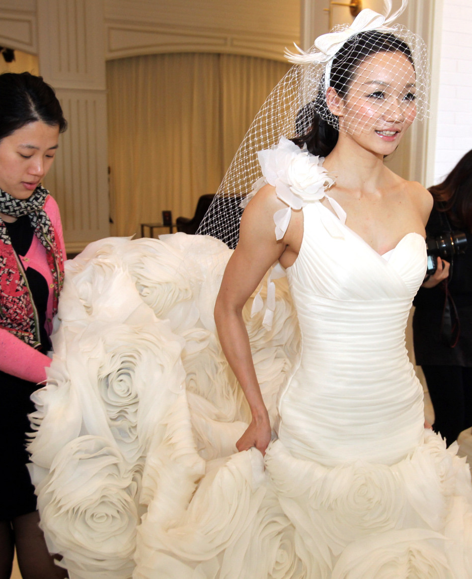 蒋文文蒋婷婷试拍婚纱照_高清图集_新浪网