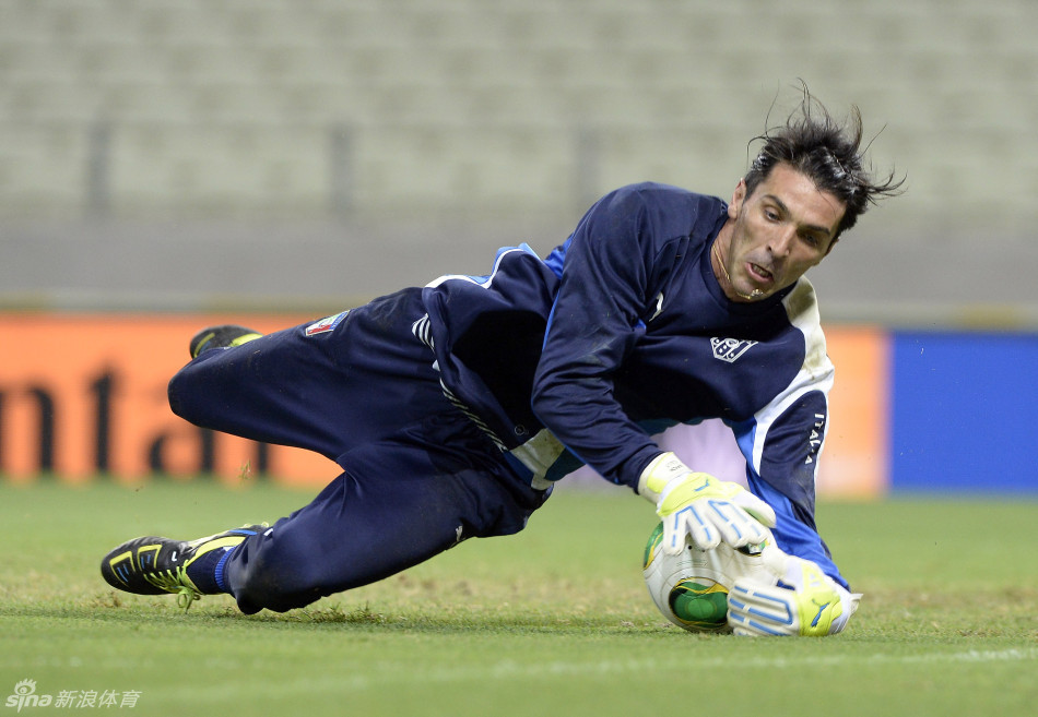 意大利备战联合会杯_高清图集_新浪网