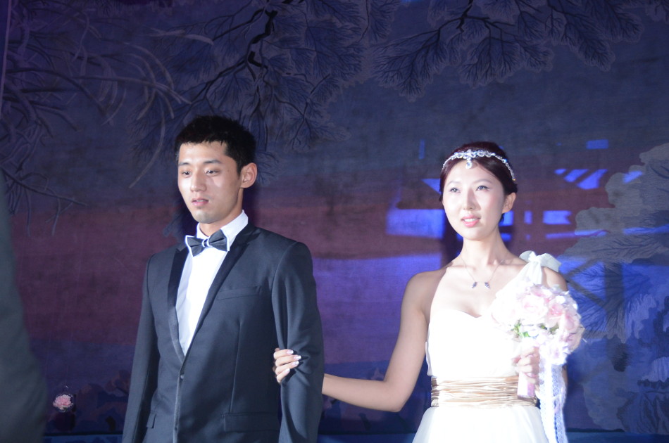 王皓大婚张继科当伴郎_高清图集_新浪网