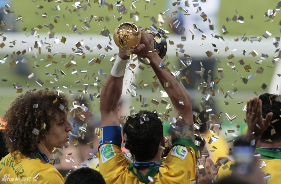 联合会杯落下大幕,在最后的决赛中,巴西3-0击败西班牙捧得最终冠军