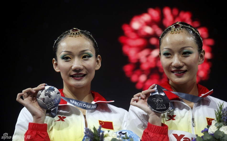 世锦赛-蒋文文/蒋婷婷演绎印度风 技术自选摘银牌