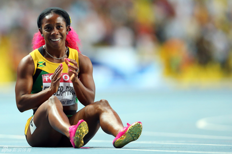 田径世锦赛女子200米决赛,牙买加选手弗雷泽以22秒17的成绩夺得金牌