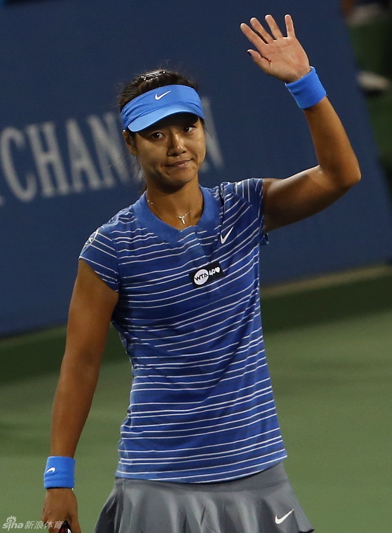 5号种子,金花一姐李娜展开了卫冕首演.
