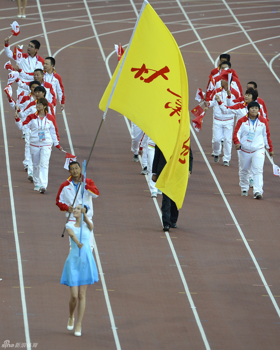 全运会运动员入场仪式_高清图集_新浪网