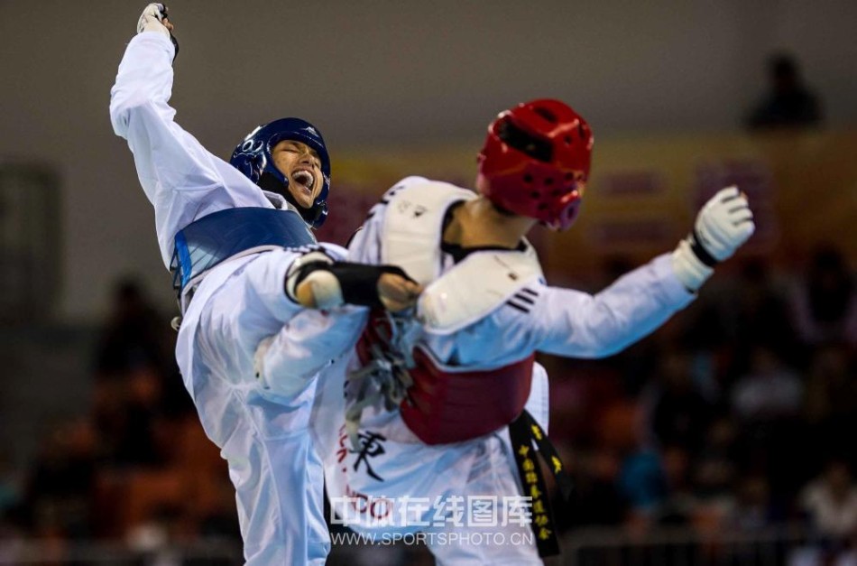 跆拳道男子80公斤级乔森夺冠_高清图集_新浪网