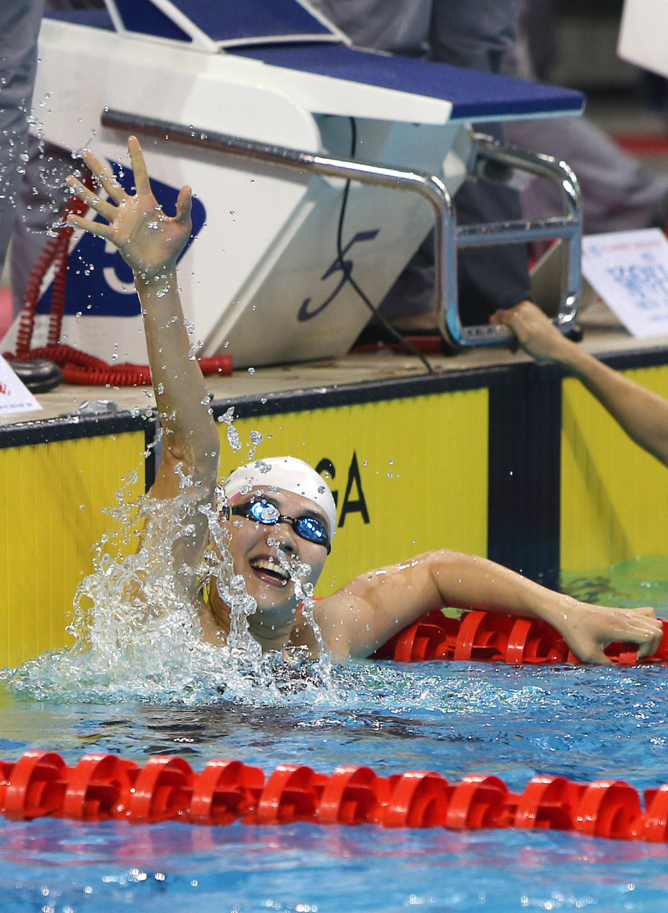 赵瑾女子100米蛙泳夺冠_高清图集_新浪网