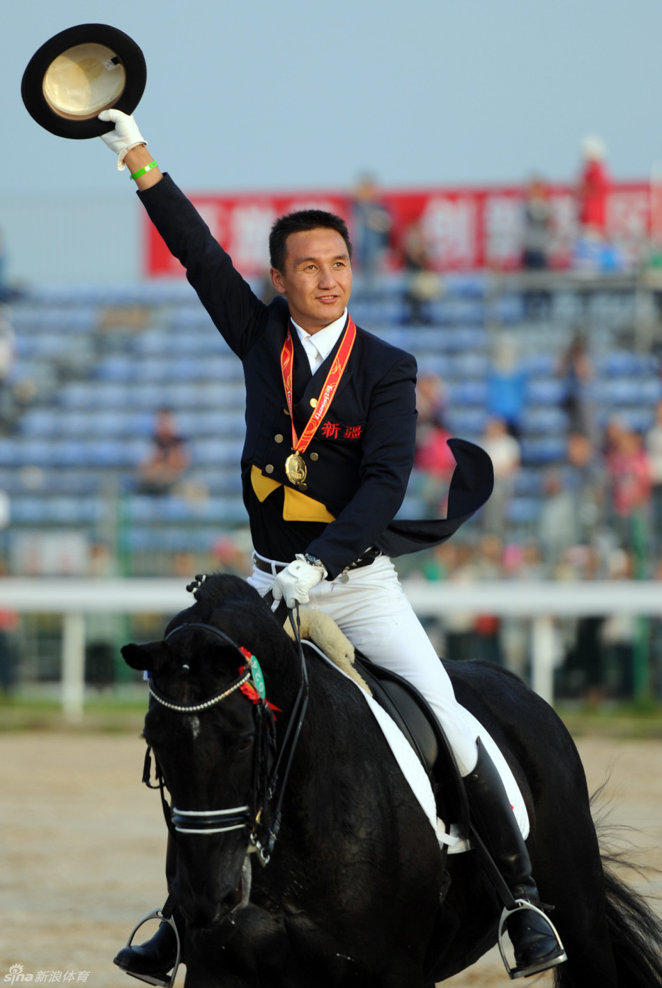 马术盛装舞步个人刘涛夺冠_高清图集_新浪网